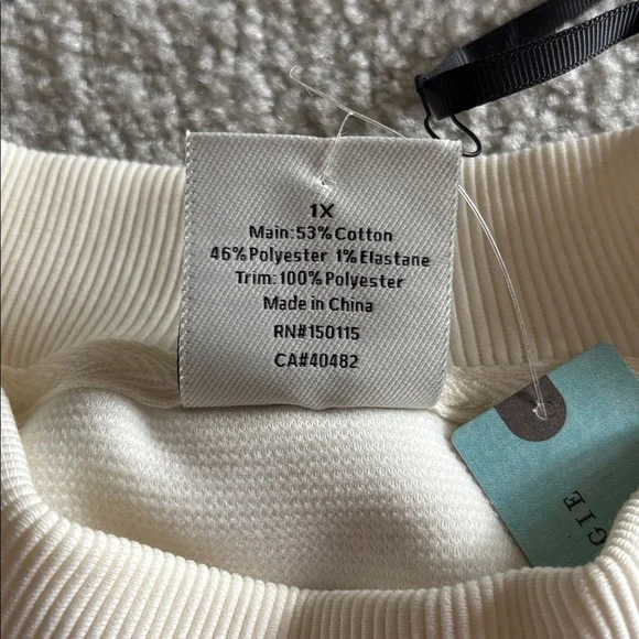 Varley Anthropologie Side Zip Sweatshirt - Picture 7 of 15